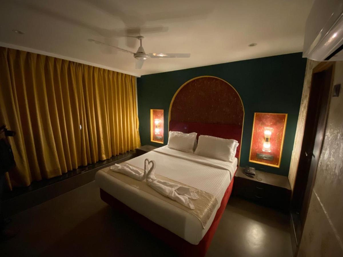 Gulf Hotel Mumbai- The Boutique Hotel Colaba Mumbai Exterior foto