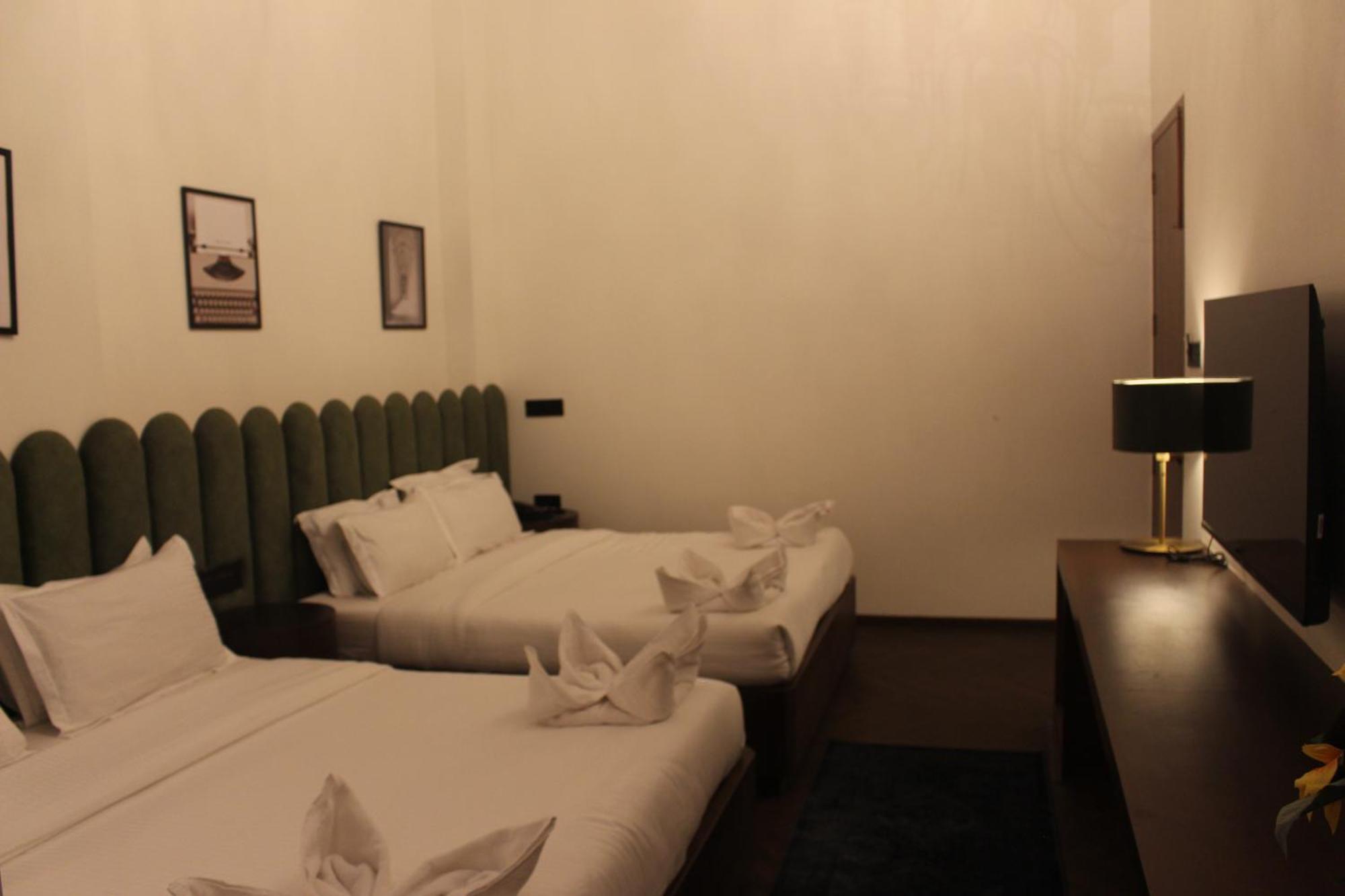 Gulf Hotel Mumbai- The Boutique Hotel Colaba Mumbai Exterior foto