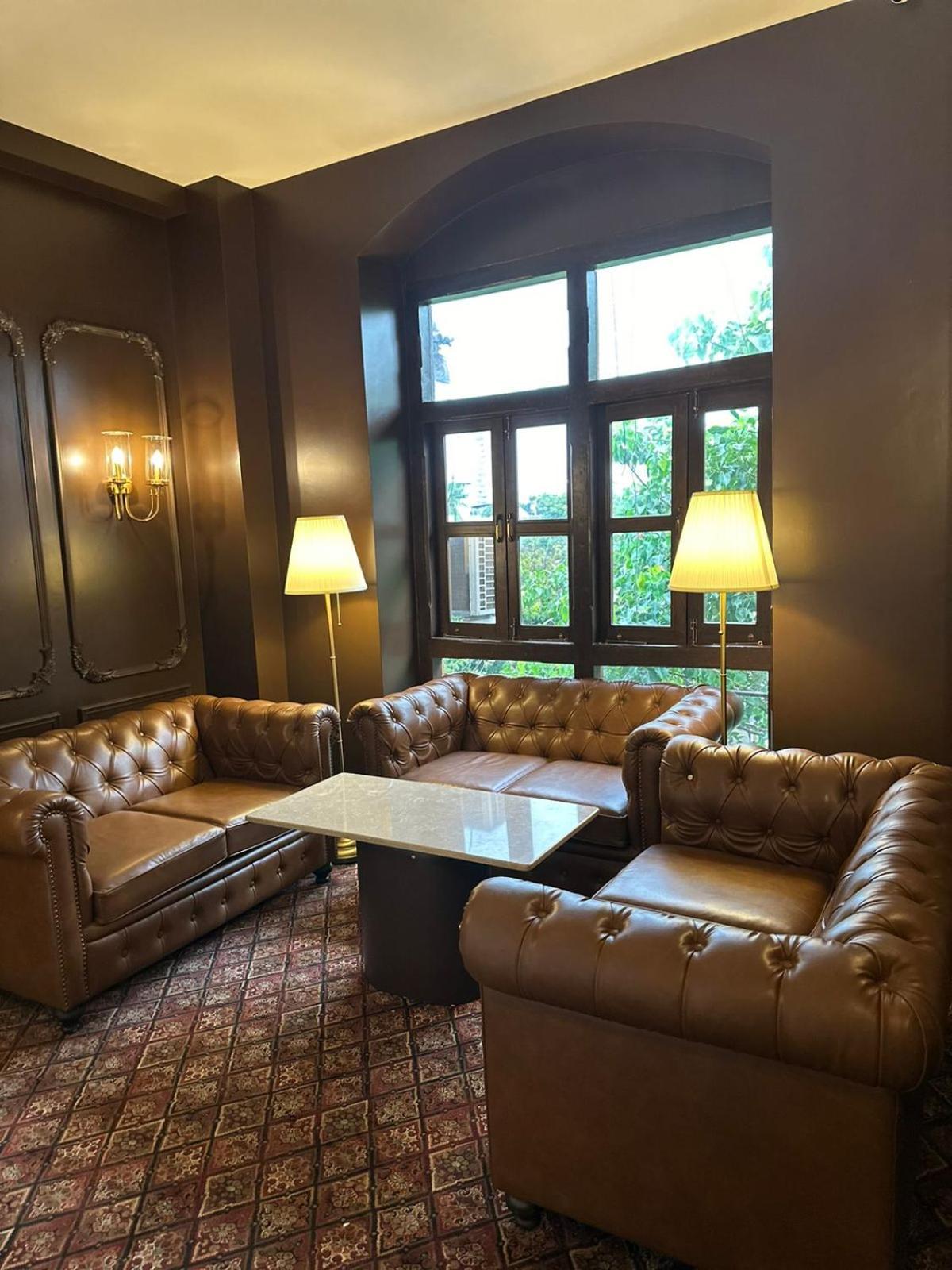 Gulf Hotel Mumbai- The Boutique Hotel Colaba Mumbai Exterior foto